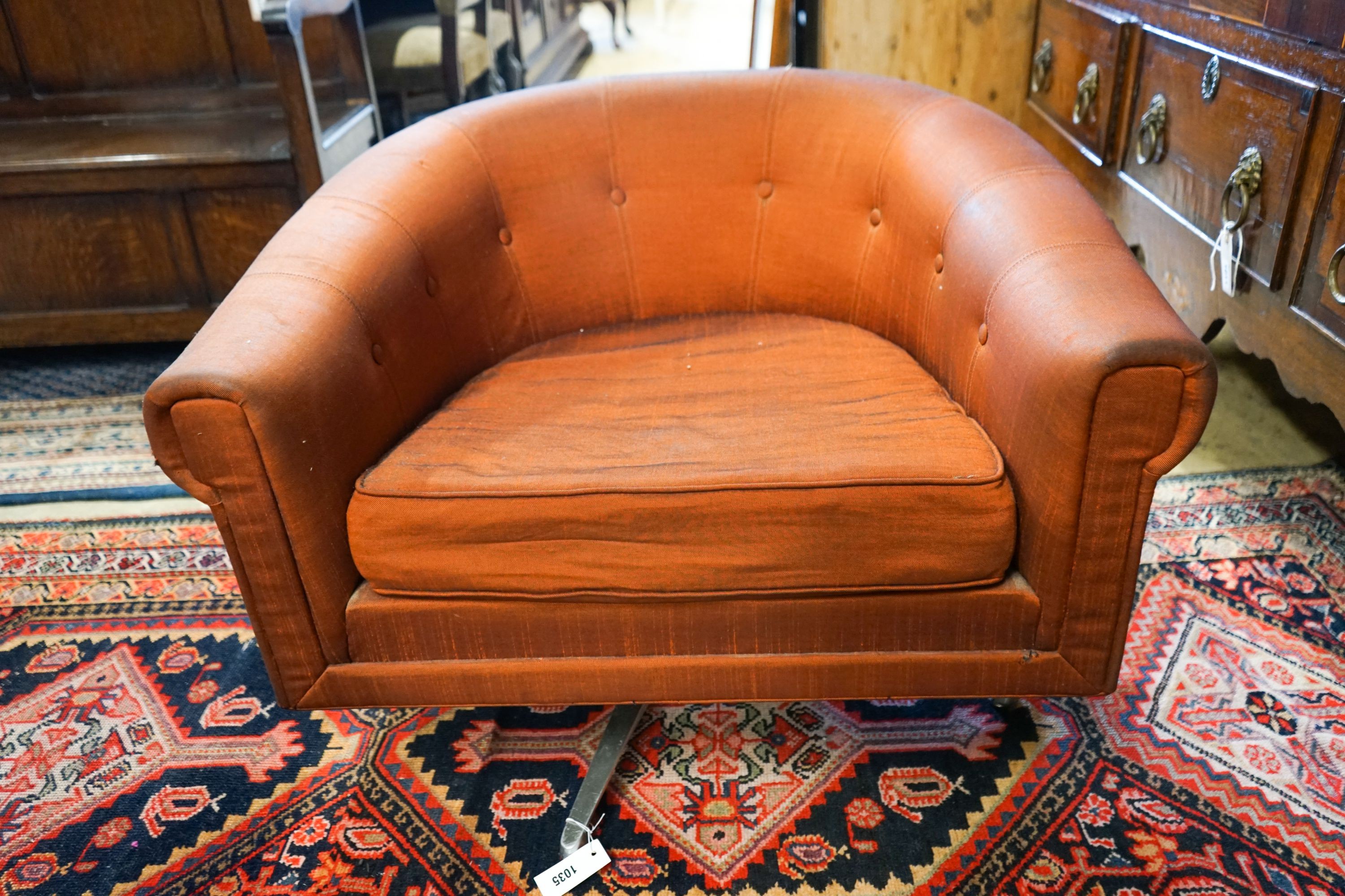 A G-Plan swivel tub chair, width 82cm, depth 76cm, height 64cm